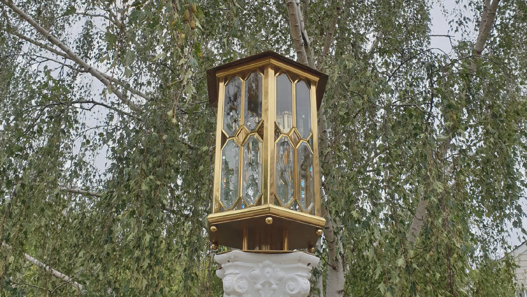 Outdoor lighting installed by Carda Electrics in Sandringham